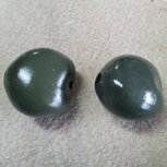 Noot kralen legergroen 