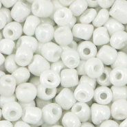 Glas rocailles Bright white pearl