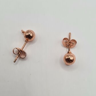 Rose oorstekers met bolletje 4mm