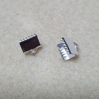 Lintklemmetje zilver 8x8mm glad