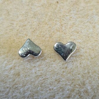 Metalen hartje 7x6mm