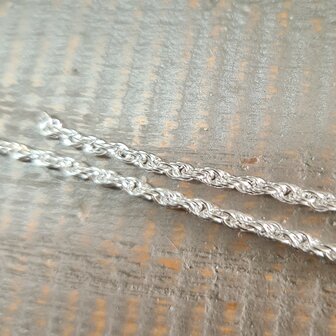 Silver plated ingedraaide ketting 