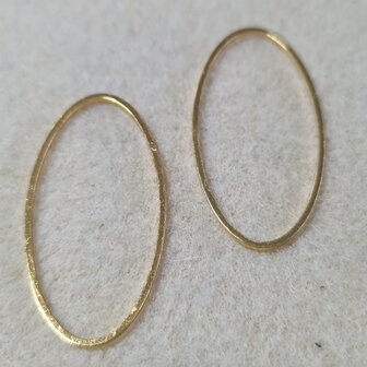 Metalen Ovale gesloten ring goud 40x20mm