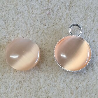 Glas cateye licht zalm cabochon 10mm