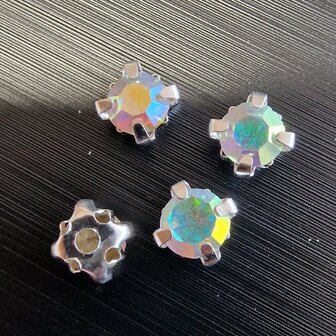 Opnaai strass in kastje 5mm