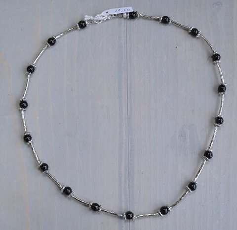 Zwarte zilveren glasparel ketting