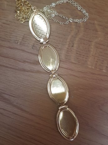 Hanger Medaillon met ketting goud