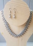 Handgemaakt parel ketting met glasbiconen Handgemaakt parel ketting met glasbiconen