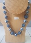Handgemaakte blauwe lavasteen ketting Handgemaakte blauwe lavasteen ketting