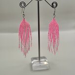 Handgemaakte oorhangers roze bohostyle Handgemaakte oorhangers roze bohostyle