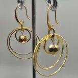 Handgemaakte oorhanger ringen goud Handgemaakte oorhanger ringen goud